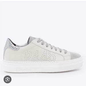 NWOT P448 Thea White/Ara Laser Platform Sneakers Metallic Gray Shiny Accents 39